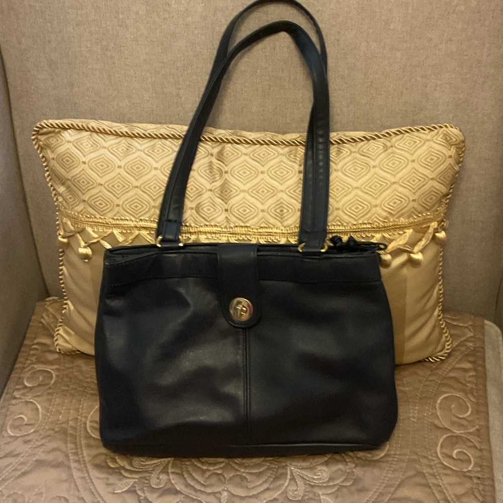JOHN WEITZ BLACK/DARK NAVY NAPA LEATHER HANDBAG